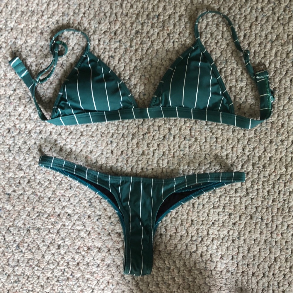 “ama bikini”